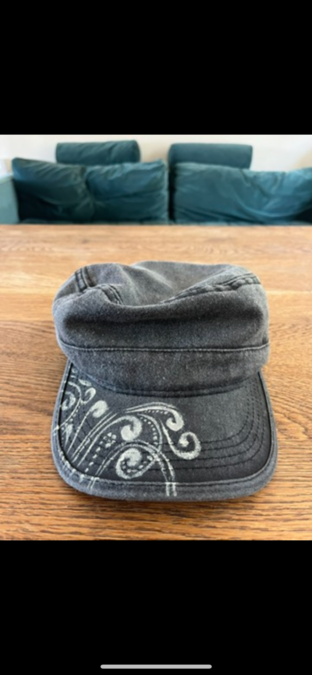 Black swirl Cadet